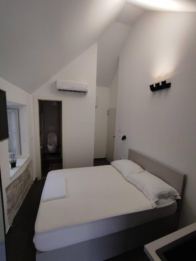 The Center Of Split, Renovated Stone House Apartman Kültér fotó